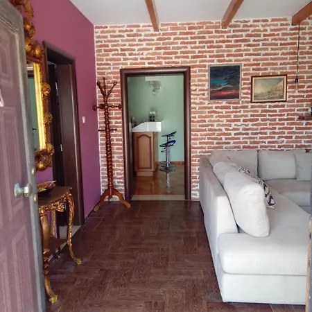 Mondi Villa Durrës