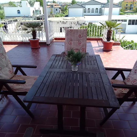 Mondi Villa Durrës